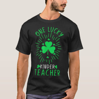 One Lucky Kinder Teacher Rainbow Leopard Lucky St T-Shirt