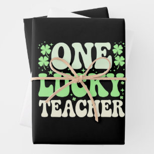 One Lucky Teacher Groovy Retro Teacher St Patricks Geschenkpapier Set