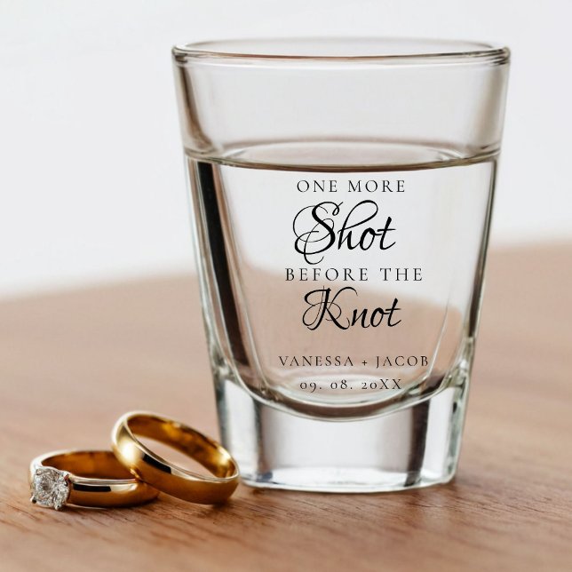 One more shot Before the knot Wedding Favor  Schnapsglas (Von Creator hochgeladen)
