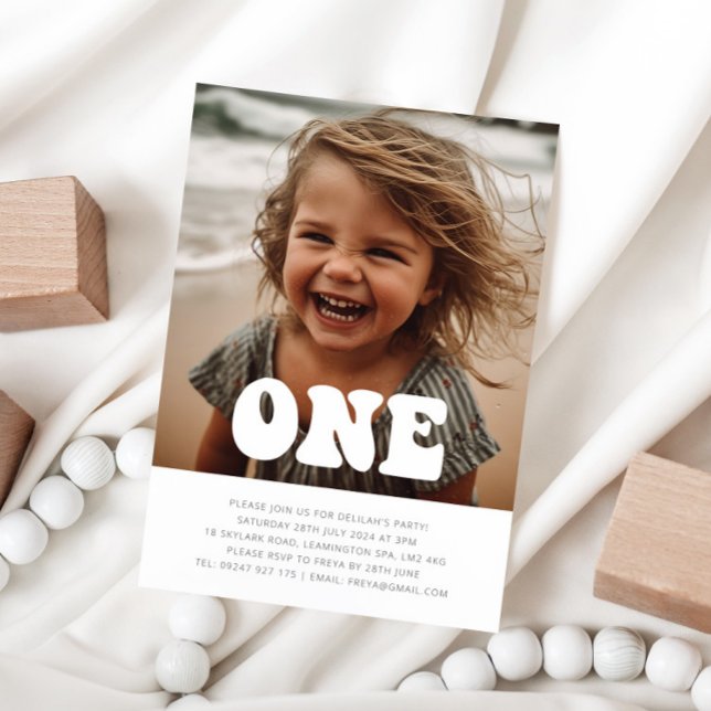 One - Photo Super Invitation Anniversaire (One - Groovy Photo Birthday Invitation)