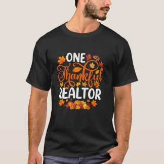 One Thanksgivin Realtor Funny Herbst Herbst T-Shirt