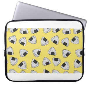 Onigiri (japanische Reiskugel) Hintergrund. nahtlo Laptopschutzhülle