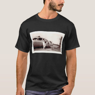 Onkel im Häschen-Anzugsschwarzt-stück T-Shirt