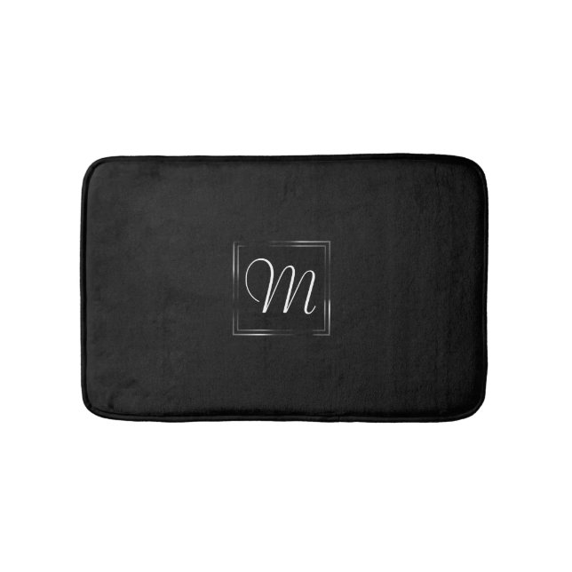 Onyx Black Velvet | Chalkboard Grunge Monogram Badematte (Vorderseite)