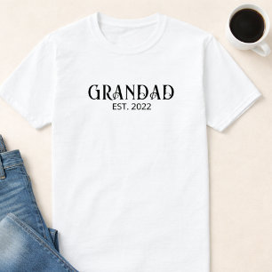Opa gegründet in Schwarzschrift  T-Shirt