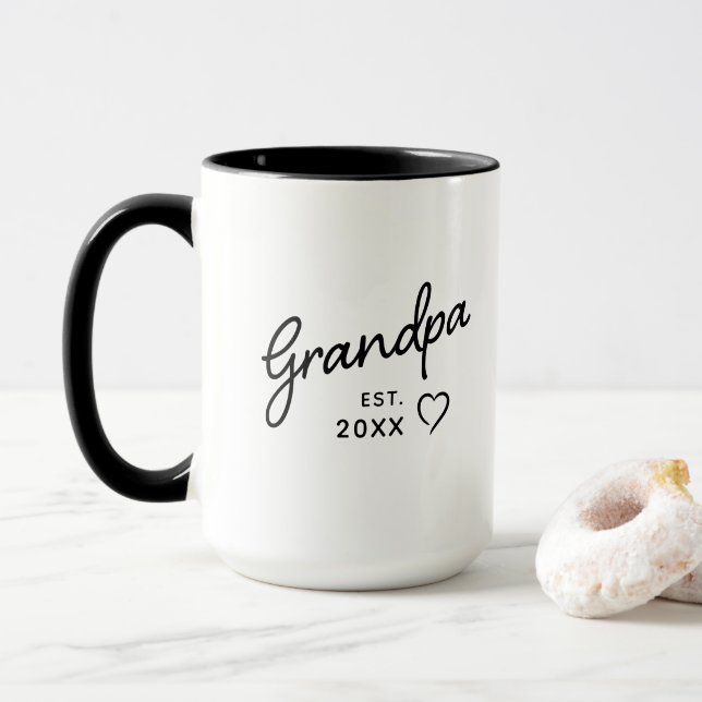 Opa offenbart Est. Jahr Minimalistisch Schwarz/Wei Tasse (Mit Donut)