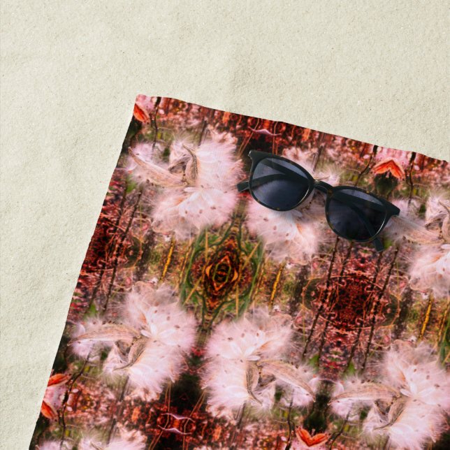 Open Milkweed Pods | Samen mit Seide | Sangria Strandtuch (Beispiel)