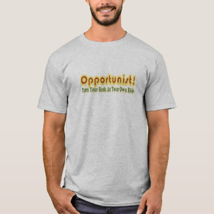 Opportunistische Drehung Ihre Rückseite an eigene T-Shirt