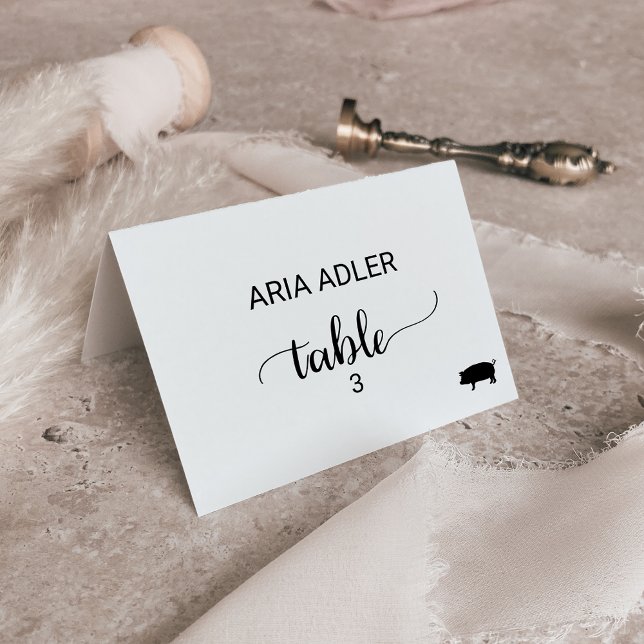 Option de repas simple avec du porc noir sur carte (Créateur téléchargé)