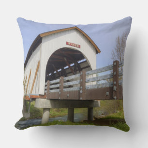 OR, Jackson Landkreis, McKee Covered Bridge Kissen