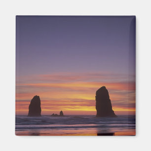 OR, Oregon-Küste, Cannon Beach, Brandungspfeiler b Magnet