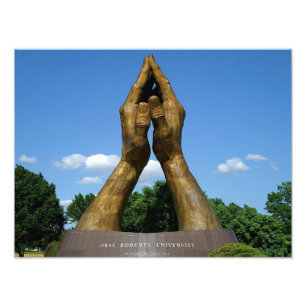 Oral Roberts-Hochschulbetende Hände Fotodruck