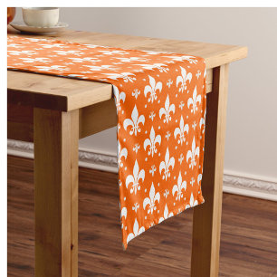 Orange Background Fleur-de-lis Muster Design Kurzer Tischläufer