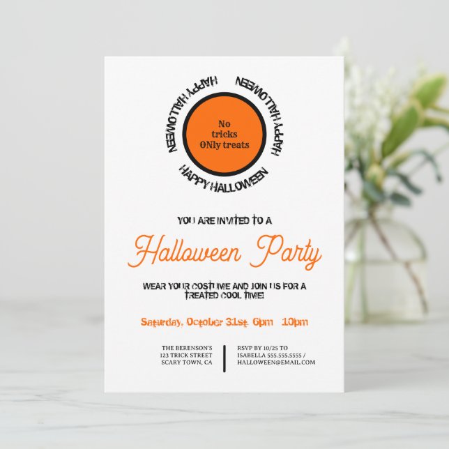 Orange Black Cool Modern Happy Halloween Party Einladung (Stehend Vorderseite)