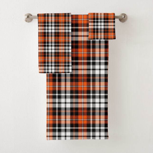 Orange Black White Plaid Tartan Pattern Design  Badhandtuch Set (Insitu)