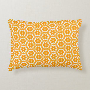 Orange Bloral Accent Pillow Dekokissen