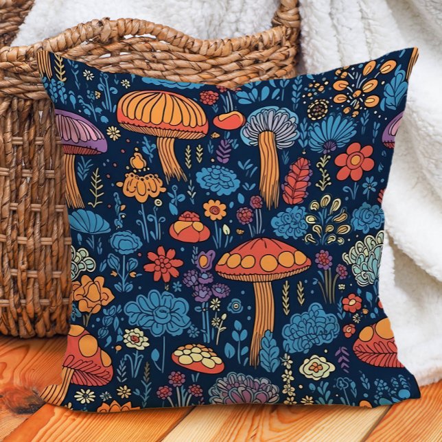 Orange Blue Mushrooms Vintag botanisch Kissen (Orange mushrooms on navy blue decorator pillow)