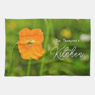 Orange blühende Mohnblume Blume auf grünem Individ Geschirrtuch