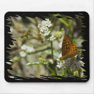 Orange Butterfly und Biene Mousepad