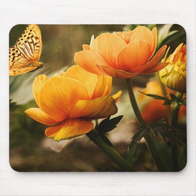 Orange Butterfly und Blume Mousepad (Vorne)