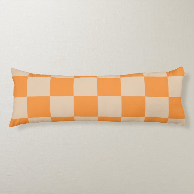 Orange Checkered Gingham Pattern Seitenschläferkissen (Vorderseite)