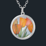 Orange Citrus Tulips Versilberte Kette<br><div class="desc">Aquarellmalerei auf Tulpen aus Zitrusfrüchten</div>