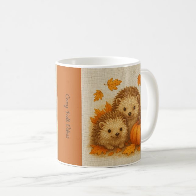 Orange Cosy Fall vibes Igel Pumpkin Blätter Kaffeetasse (VorderseiteRechts)