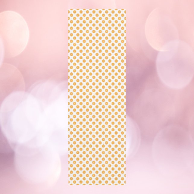 Orange Fruit Pattern Yogamatte (A yoga mat with a fun pattern of orange fruit slices.)