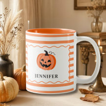 Orange gestreifter Kürbis Halloween personalisiert