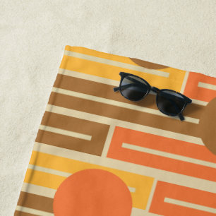 Orange, Gold, braune Rechtecke und Kreise Strandtuch