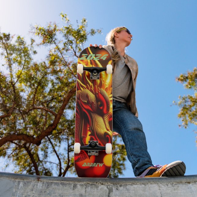 Orange Gold 'Chinesisches Jahr des Drachen 2024' Skateboard (Außenbereich 1)
