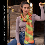 Orange & Green Shiny Look Abstraktes Muster lang Schal<br><div class="desc">Scarf mit bunten Farbtönen in abstrakten Kunstmustern,  die einen glänzenden Look verleihen. Personalisieren Sie diese Vorlage,  wenn Sie zum Austausch des Bilds gewollt haben. Weitere Anpassungen für weitere Änderungen.</div>