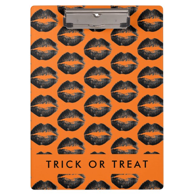 Orange Halloween Trick oder Treat Klemmbrett (Vorderseite)