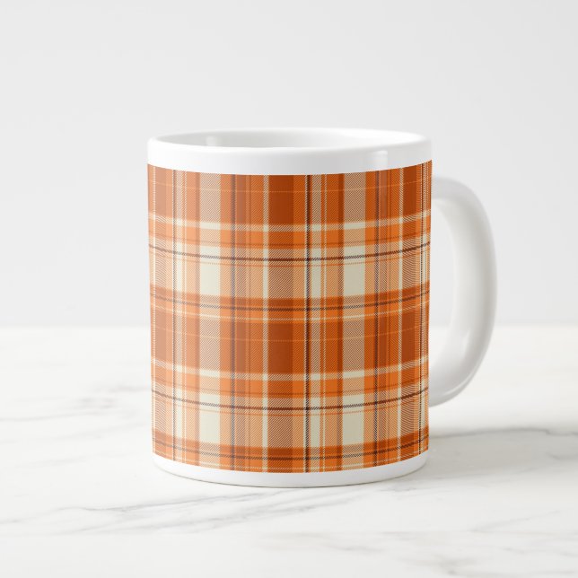 Orange kariertes Jumbo-Tasse (Vorderseite Rechts)