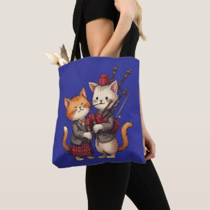 Orange Katzen spielen auf Dudelsäcken und tragen K Tasche