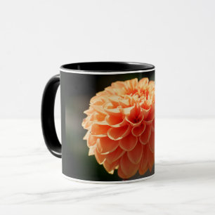 Orange Light Dahlia – Fine Art Florale Fotografie Tasse