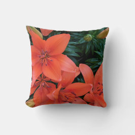 Orange Lily Throw Pillow Kissen