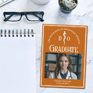 Orange Osteopathic Medical School Abschluss Foto Ankündigung