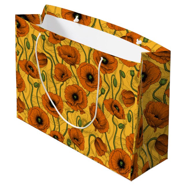 Orange Poppies Große Geschenktüte (Rückseite Schrägansicht)