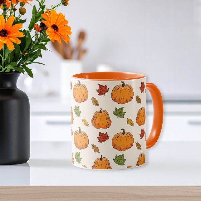 Orange Pumpkins und Herbstleaves Muster Tasse (Von Creator hochgeladen)