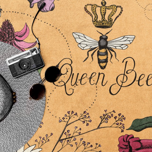 Orange Queen Bee Floral Pattern Strandtuch (Orange Queen Bee Royal Crown Floral Pattern with Queen Bee, Crown, Exotic flowers, bees, beehive)