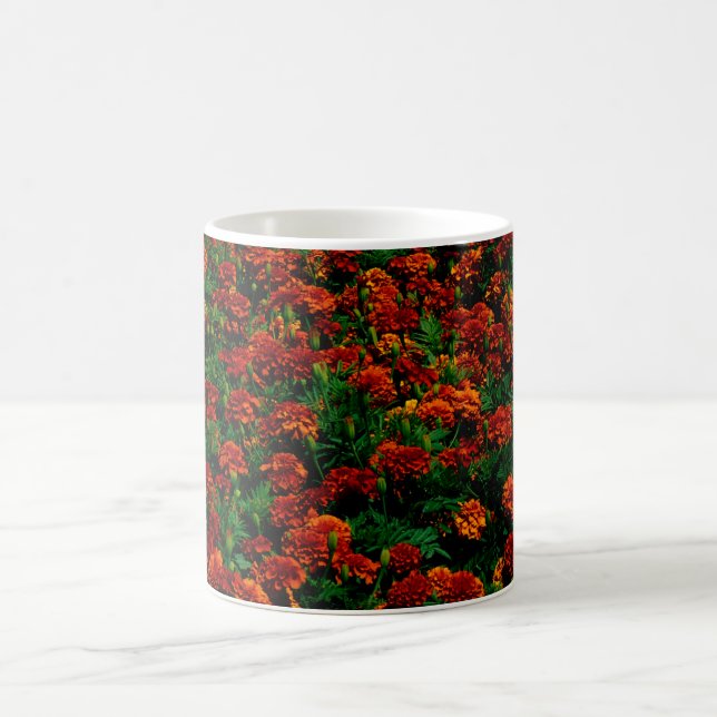 Orange Red Blume Landschaft Kaffeetasse (Mittel)
