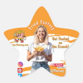Orange Smiling Blonde Woman Fries Family Fun Stern-Aufkleber