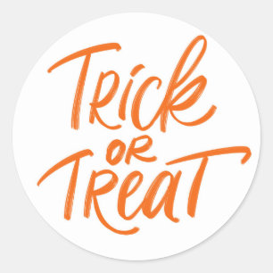 Orange Trick oder Treat Hand Letween Runder Aufkleber
