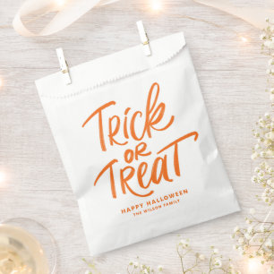 Orange Trick oder Treat Lettering Halloween-Party Geschenktütchen