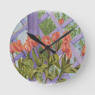 ORANGE TULIPS SUR PURPLE LATTICE HORLOGE
