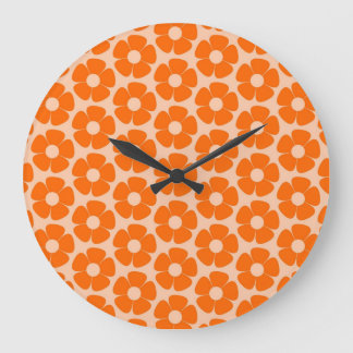 Orange und Peach Retro 60er Blumenmuster Große Wanduhr