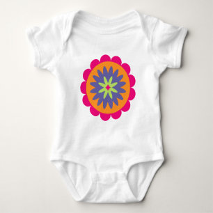 orange und rosa florale Formen Illustration Baby Strampler