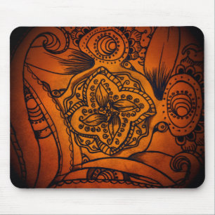Orange und Schwarz Floral Mandala Mousepad