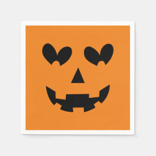 Orange und schwarze fröhliche Herz-Kürbis-Hallowee Serviette